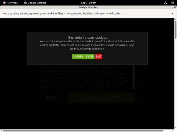 [Image: Hollyshunnies-Latex.jpg]